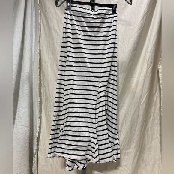 POOF black & white striped long skirt - worn 1 time - Picture 2 of 5